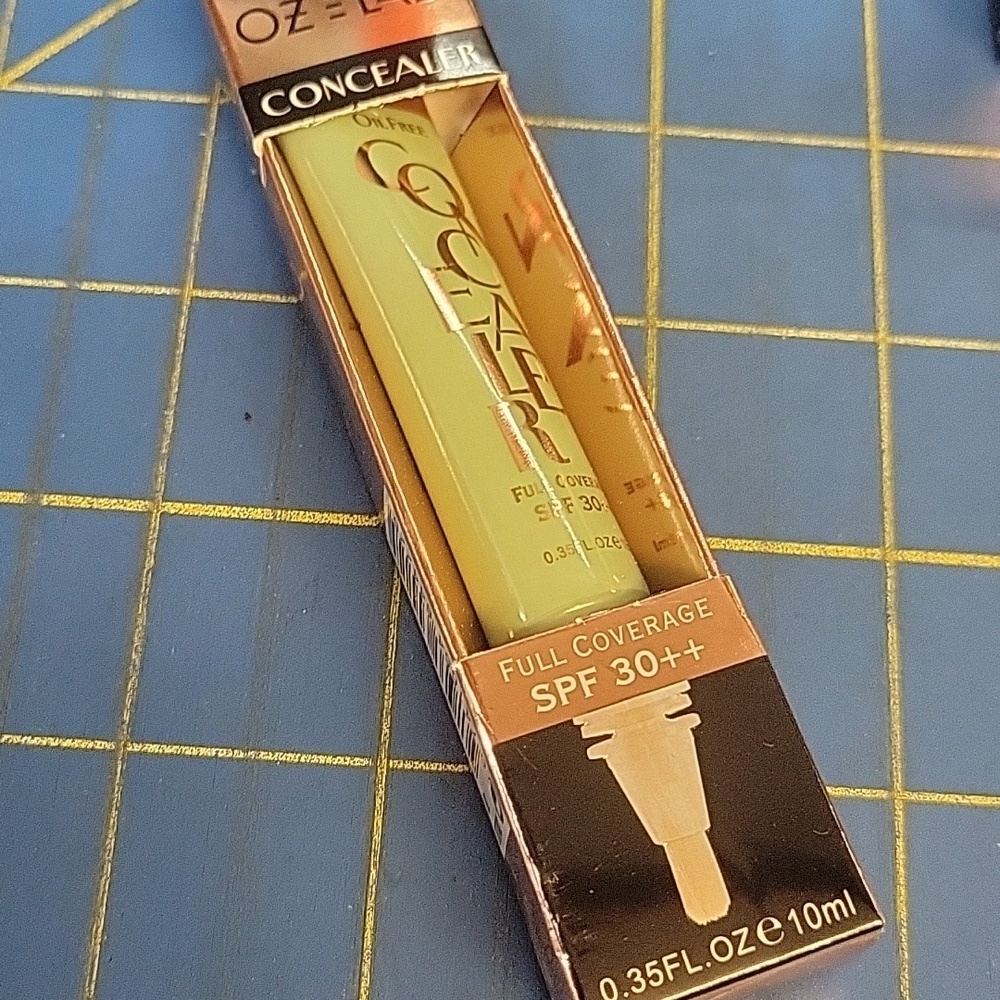 OZ E Lab Concealer SPF 30++ - 01 New Sealed Box